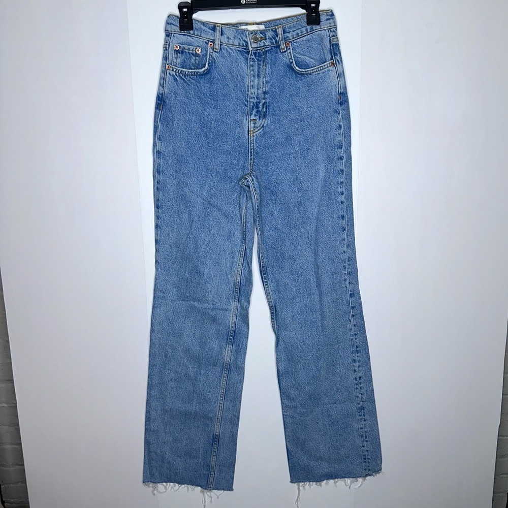 Zara high waisted straight leg blue denim jeans size 6